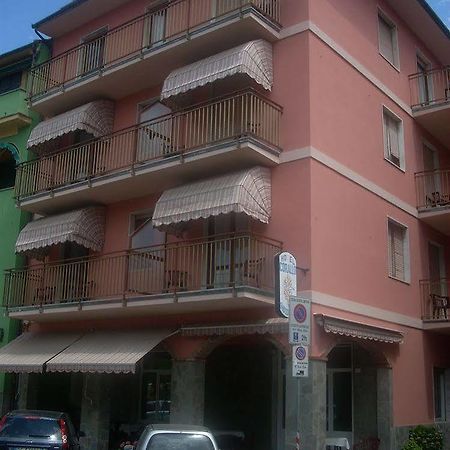 Hotel Corallo โมเนเลีย ภายนอก รูปภาพ