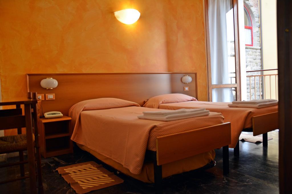 Hotel Corallo โมเนเลีย ห้อง รูปภาพ