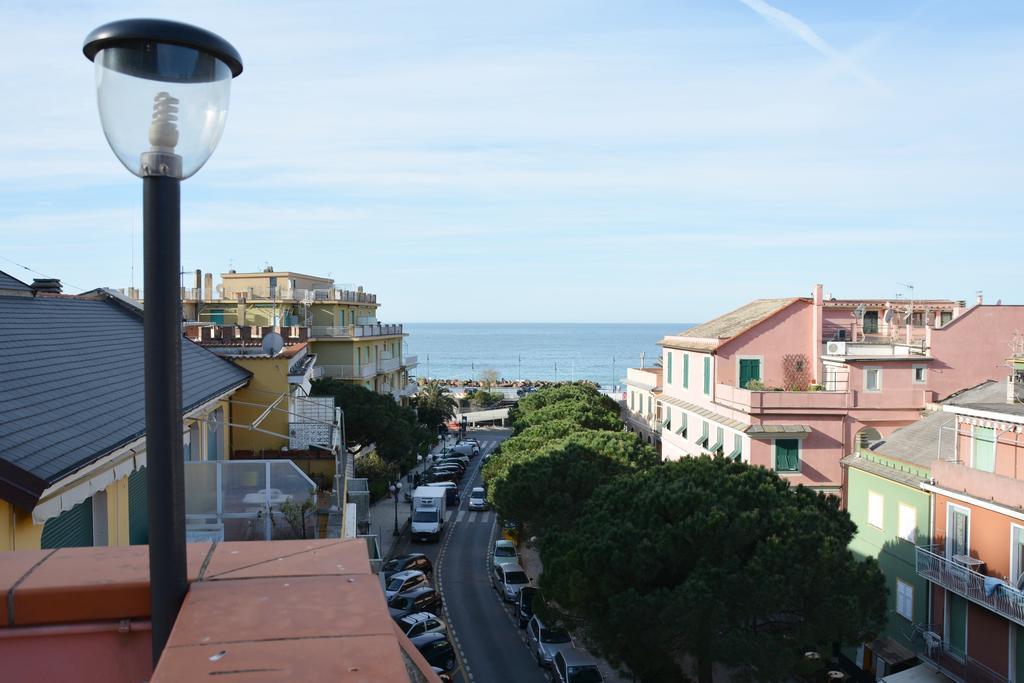Hotel Corallo โมเนเลีย ภายนอก รูปภาพ