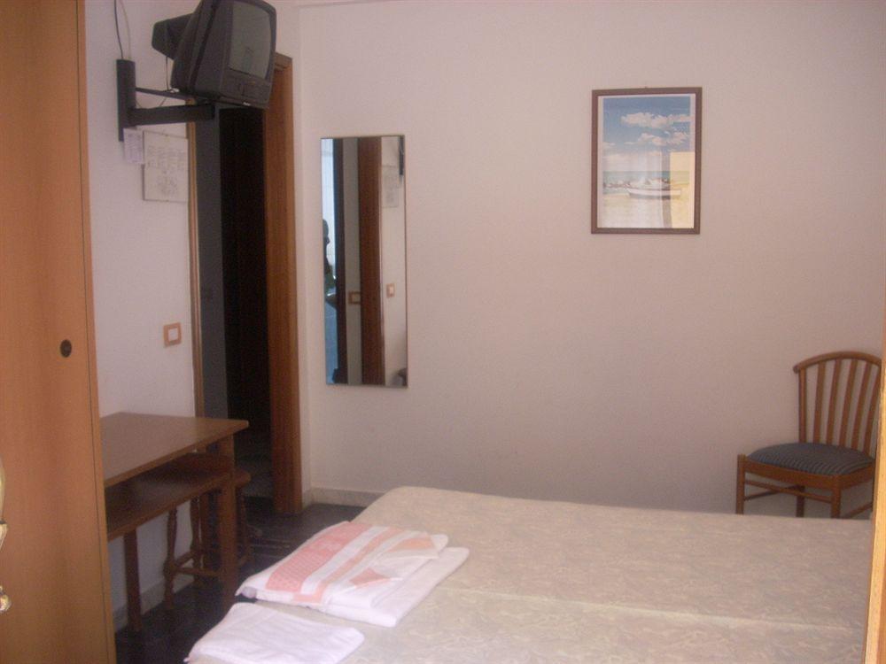 Hotel Corallo โมเนเลีย ภายนอก รูปภาพ