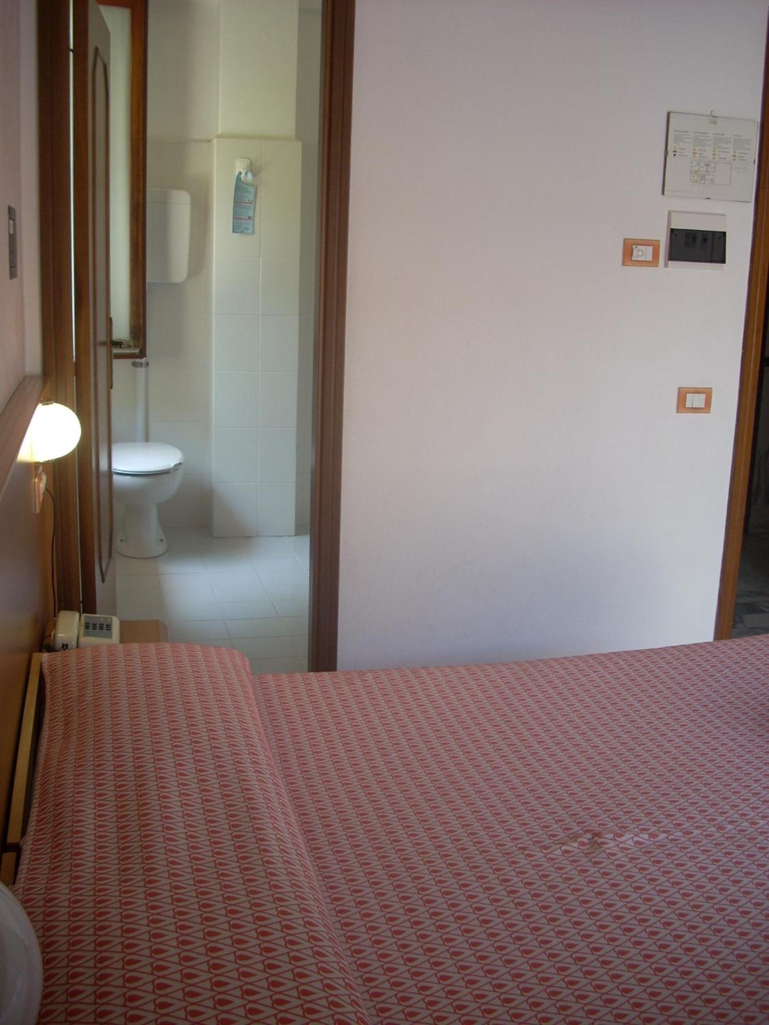 Hotel Corallo โมเนเลีย ภายนอก รูปภาพ