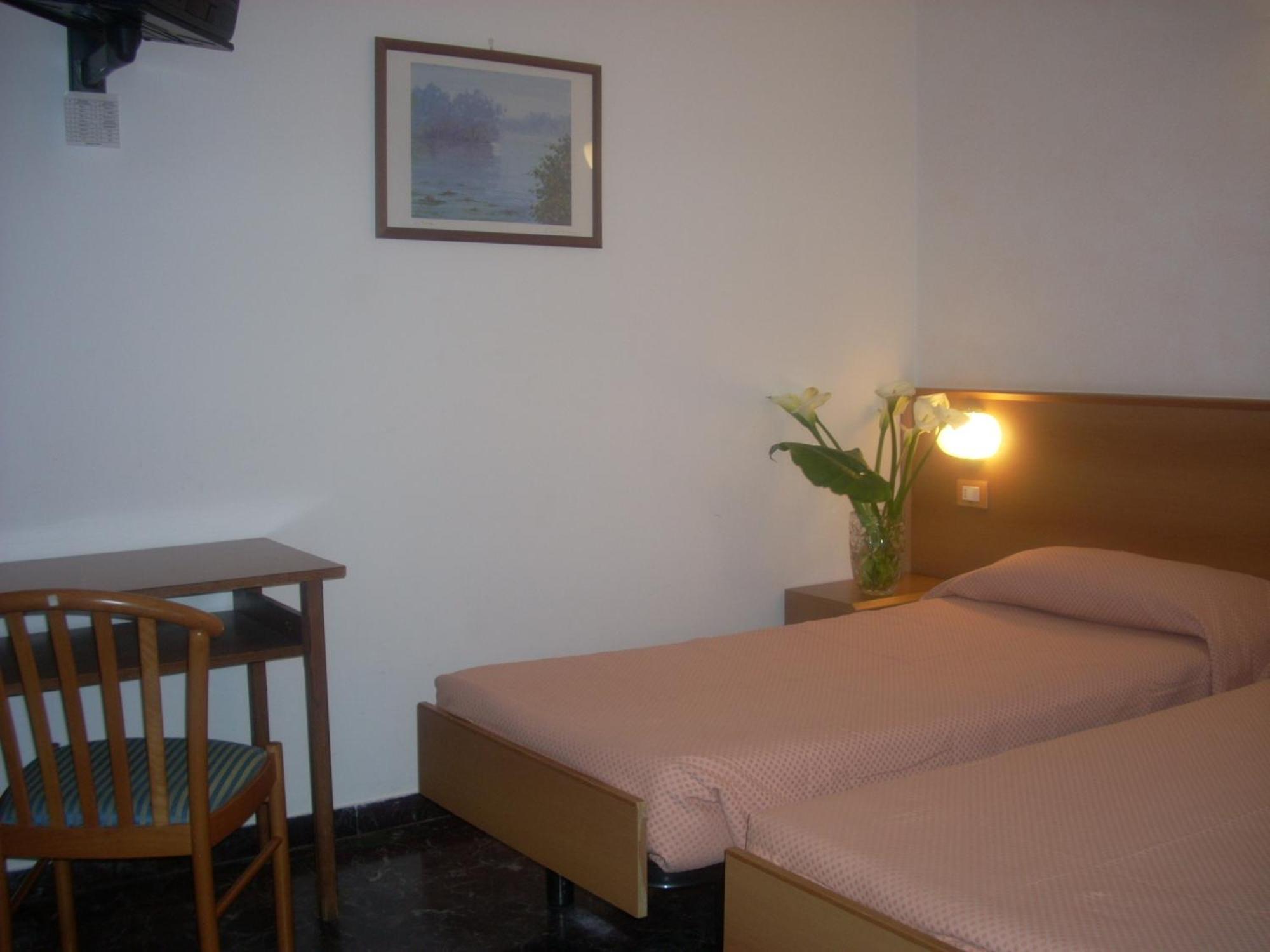 Hotel Corallo โมเนเลีย ภายนอก รูปภาพ