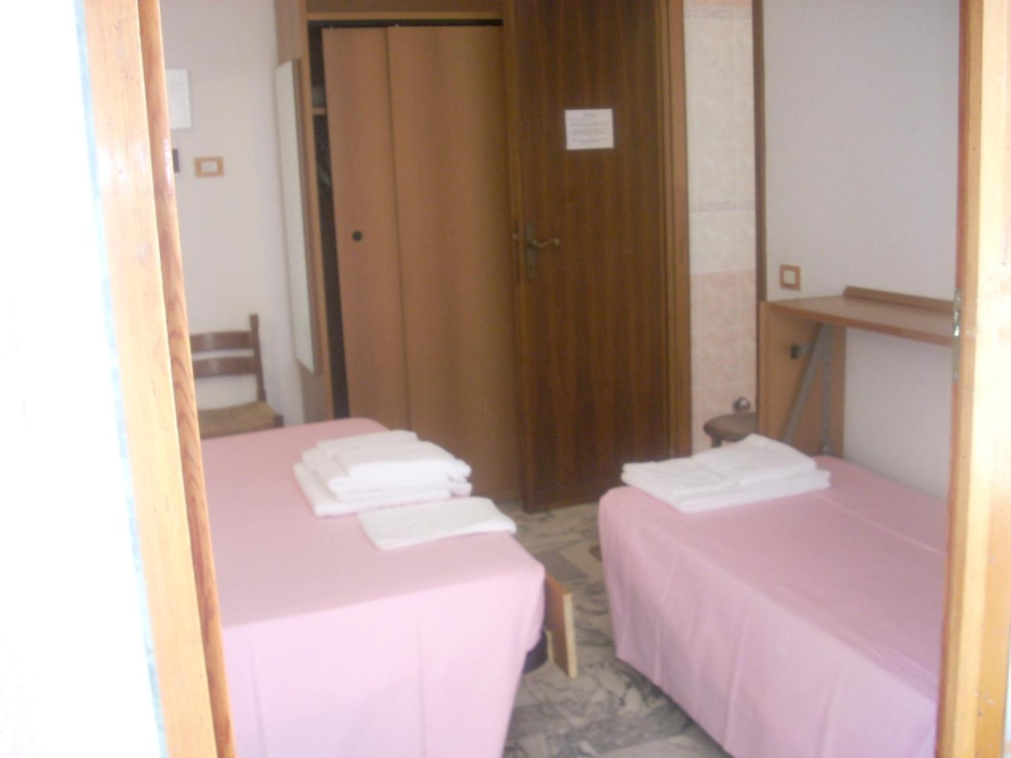 Hotel Corallo โมเนเลีย ภายนอก รูปภาพ