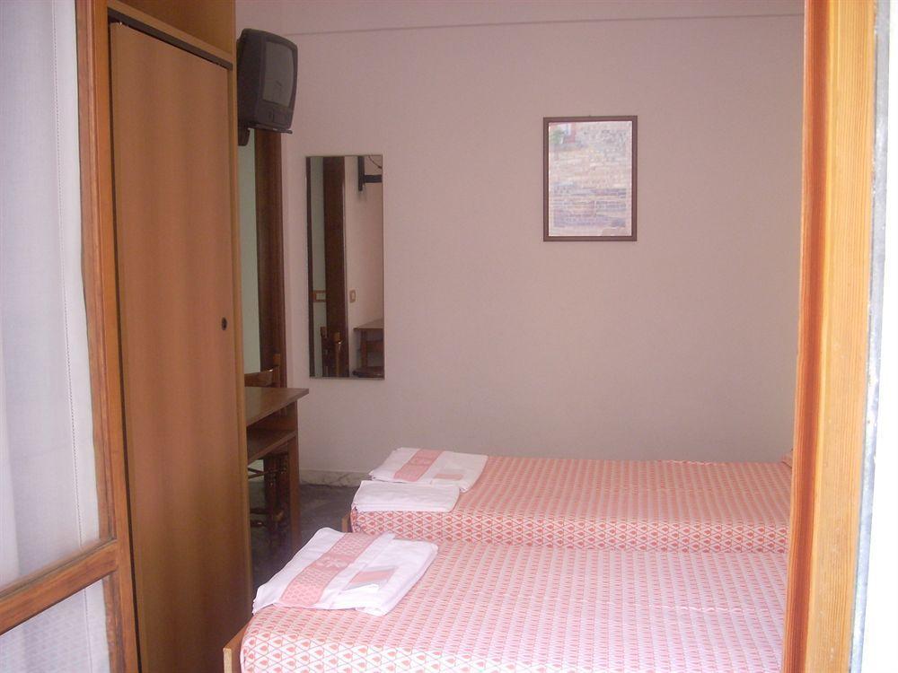 Hotel Corallo โมเนเลีย ภายนอก รูปภาพ